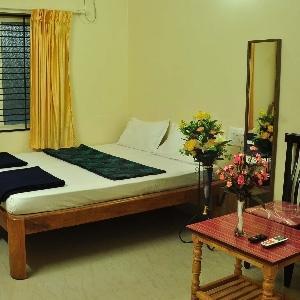 Dhenu Atithya Hotel Mavalli Exterior photo