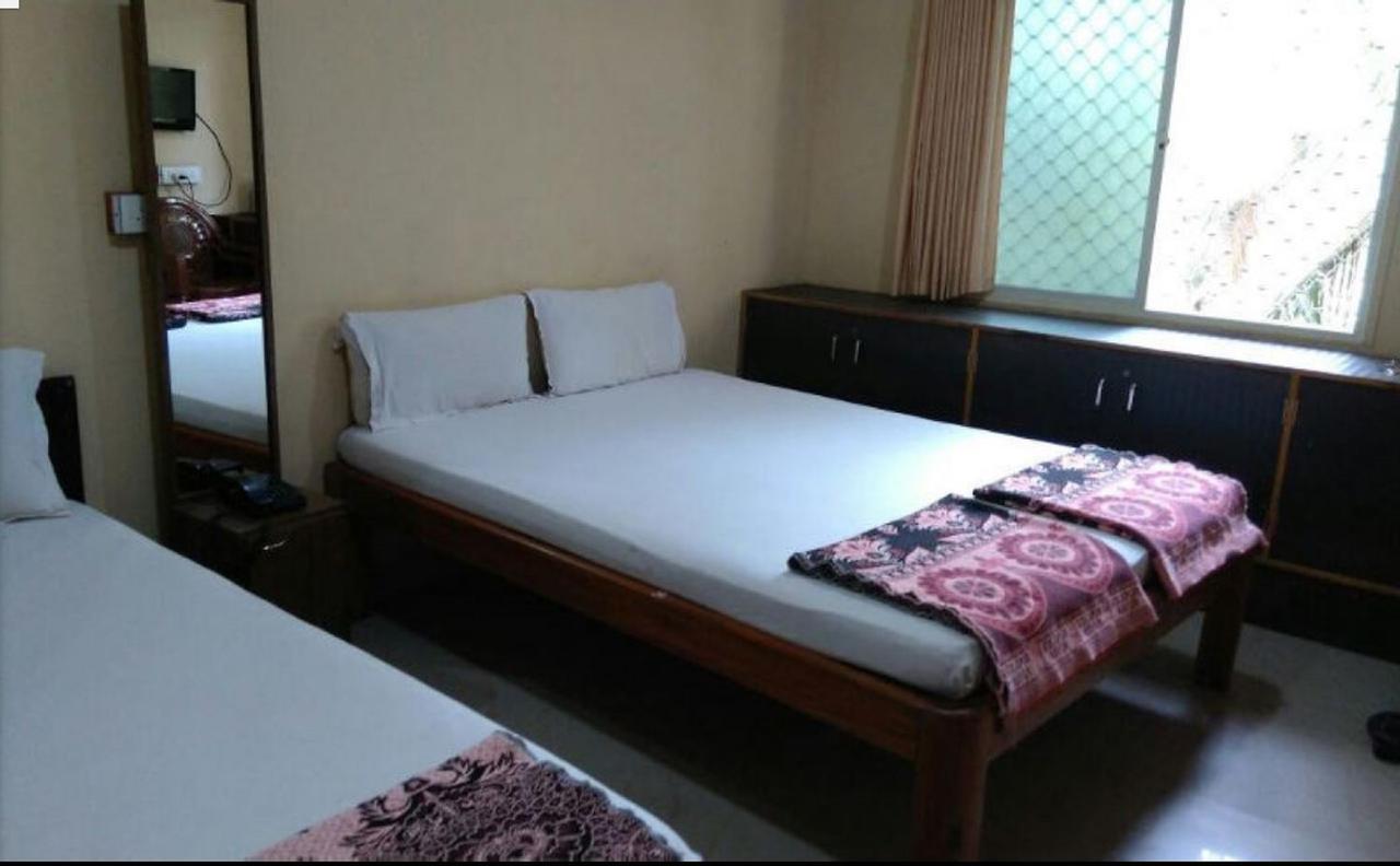 Dhenu Atithya Hotel Mavalli Exterior photo