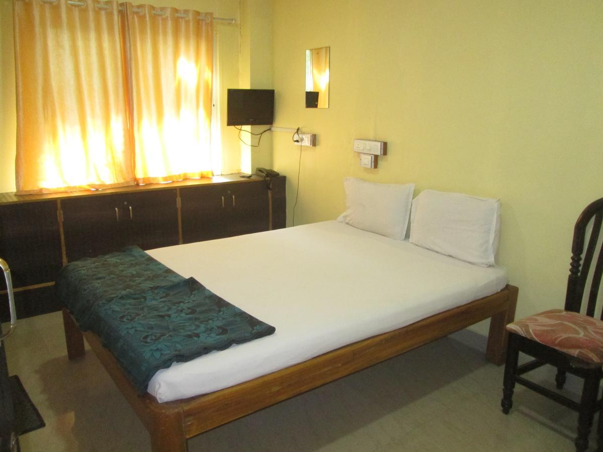 Dhenu Atithya Hotel Mavalli Exterior photo