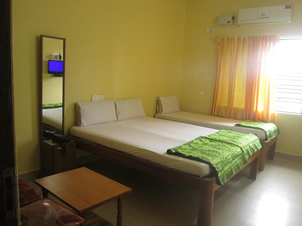 Dhenu Atithya Hotel Mavalli Exterior photo